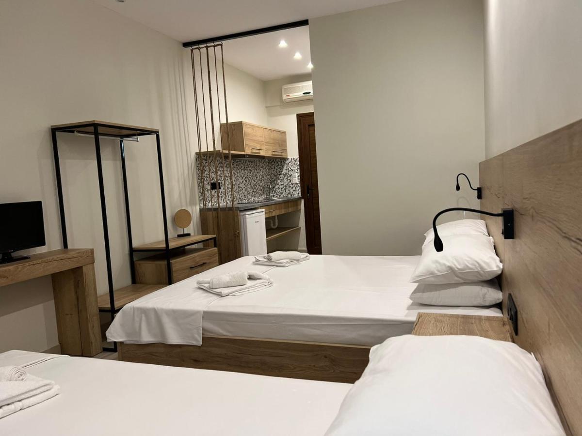 Elenasrooms Kallithea  Eksteriør bilde