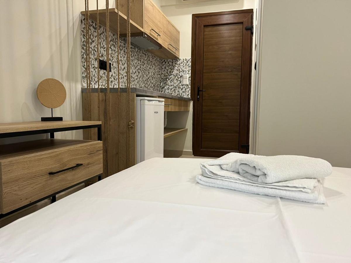 Elenasrooms Kallithea  Eksteriør bilde